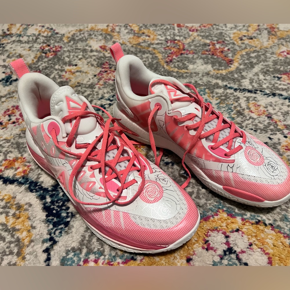 Rigorer AR2 'Valentine's Day'
 Basketball Sneakers